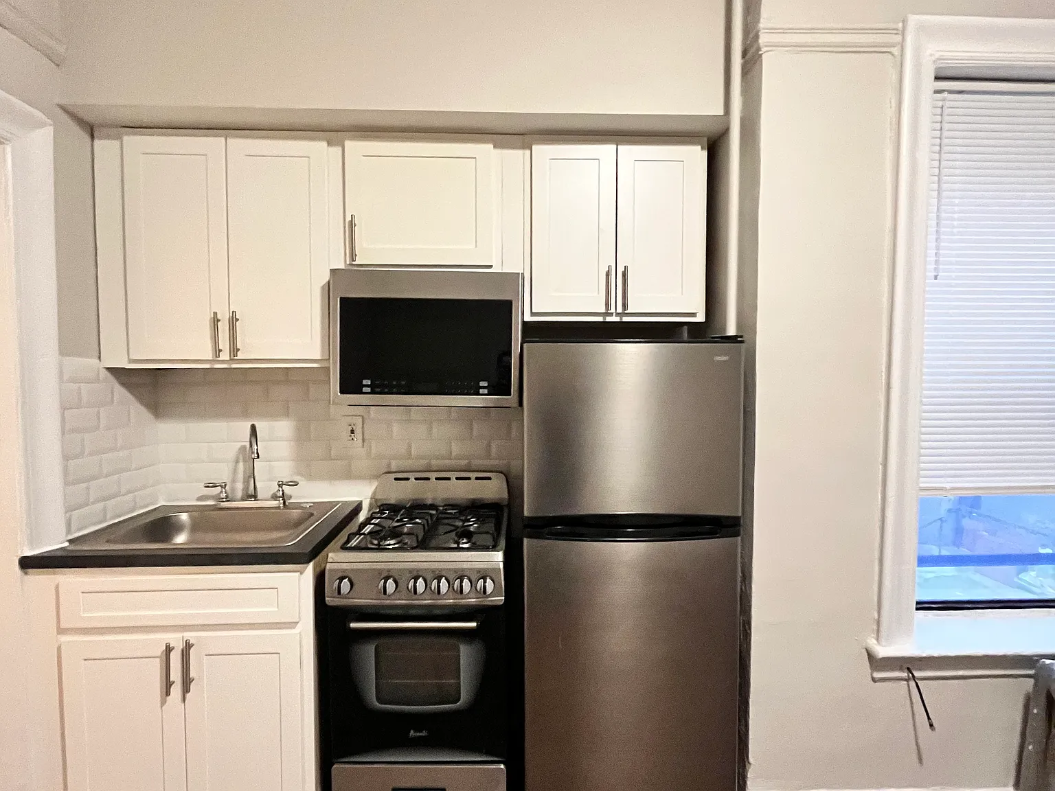 Studio, 500 sqft, $1,595 — Photo 1