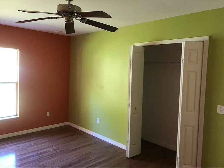 3129 Oceanside St — Photo 36