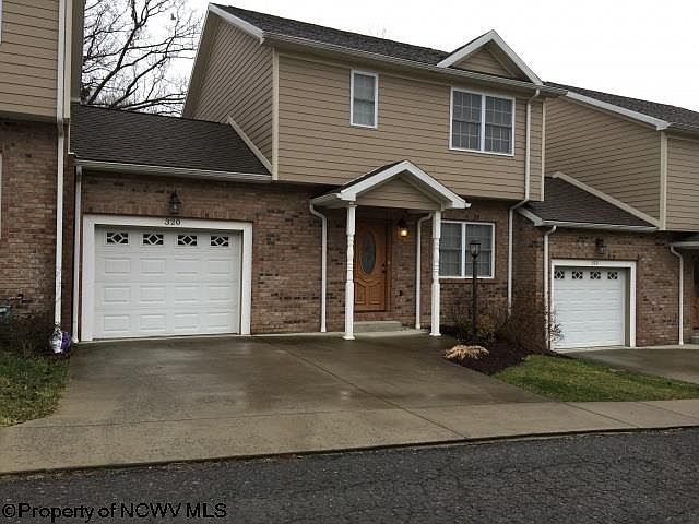 1st image of 320 Villa View Dr