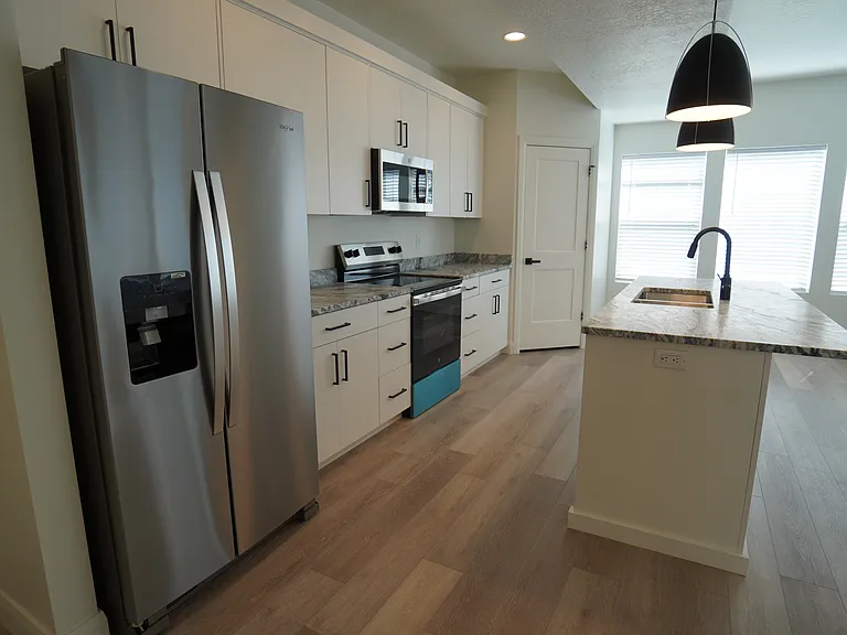 2925 S Highway 89 #12 — Photo 4