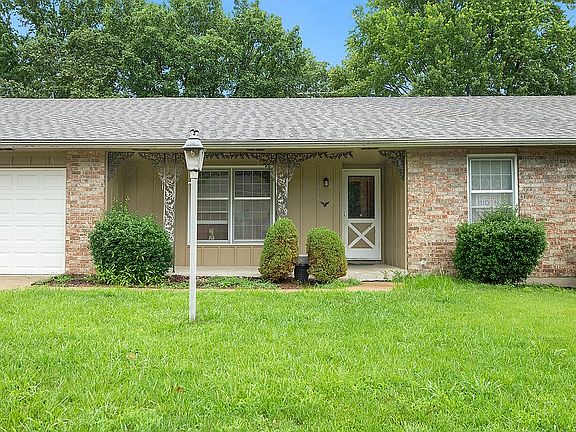 5th image of 7700 Corona Ave