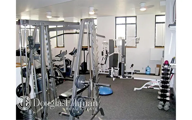 Rented by Douglas Elliman | media 32