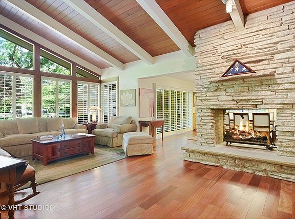 2nd image of 2055 Brookdale Ln