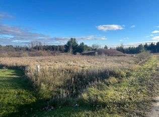 74 Cambridge Way, Gladwin, MI 48624