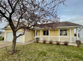 2519 Riverwoods Ave, Des Moines, IA 50320