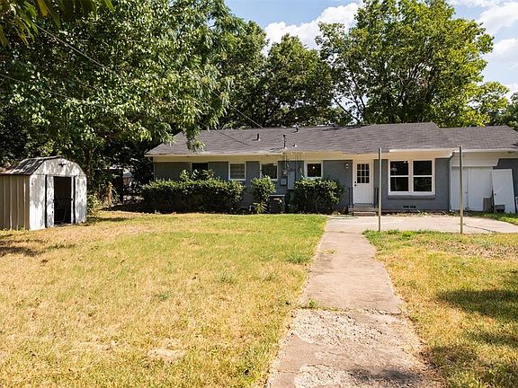 3rd image of 421 Grace Dr