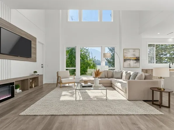 5578 Crimson Rdg, Chilliwack, BC V2R 0B4