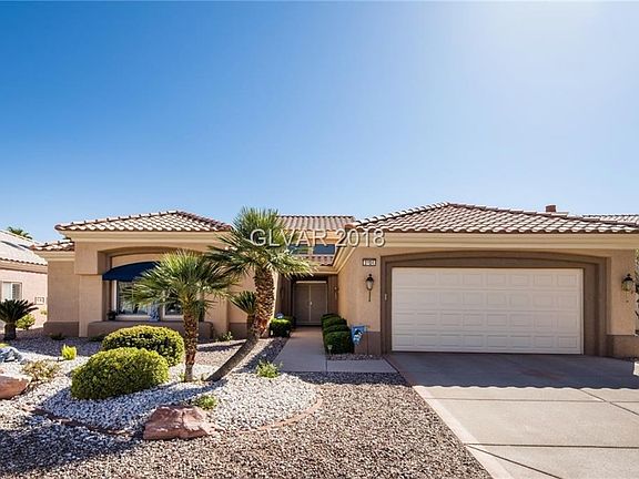 3rd image of 2404 Sierra Heights Dr