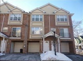 126A Amherst St, East Orange, NJ 07018
