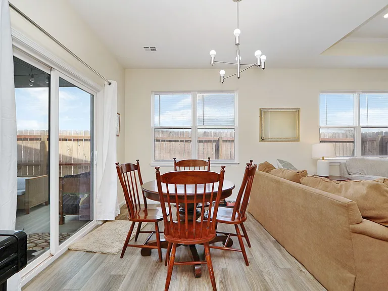 1812 Sutter Woods Rd — Photo 29