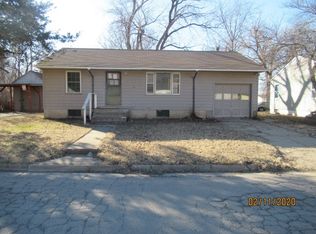 1616 N Madison St, Junction City, KS 66441