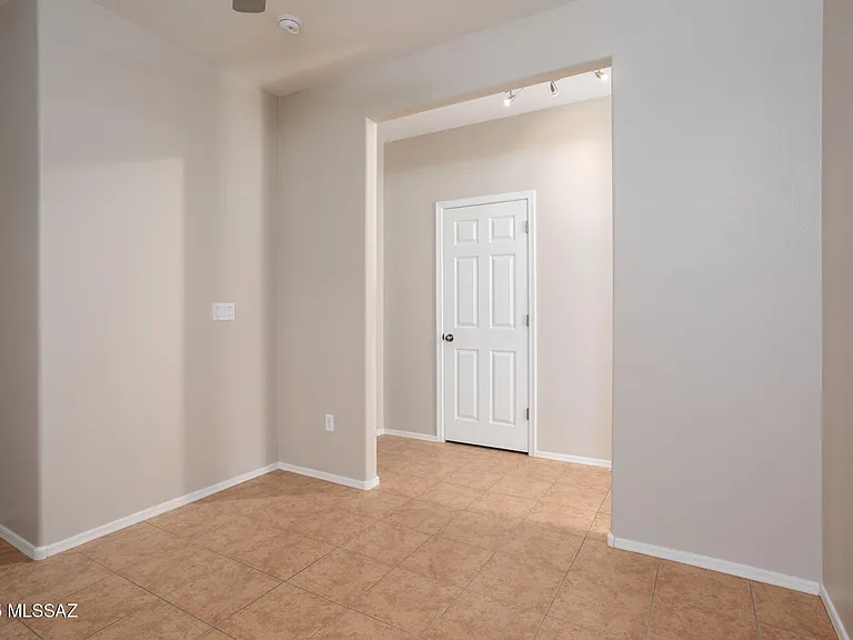 12073 W Hailey Ln — Photo 14