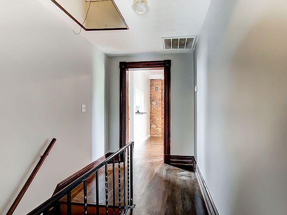 2nd image of 138 1/2 W 1st Ave