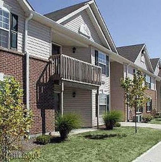 1st image of 216 Crystal Point Dr