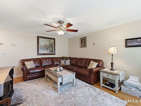 3rd image of 143 Carroll Street