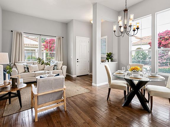 5th image of 4149 Sola Ct