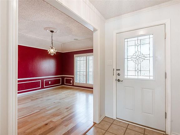 4th image of 1208 Kenshire Ln