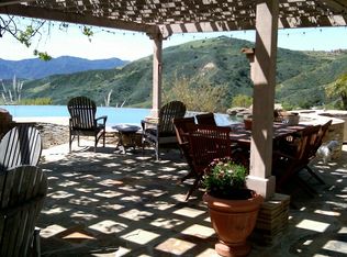 3347 Via Verde Ct, Calabasas, CA 91302