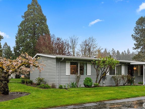 2nd image of 3300 Carpenter Road SE #18