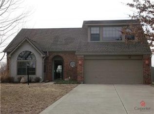 1057 Pin Oak Dr, Mooresville, IN