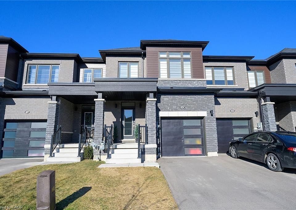 1st image of 8 Owl Ln