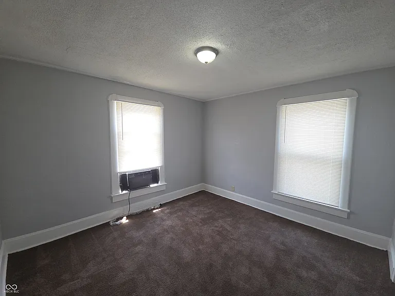 518 W 28th St — Photo 19