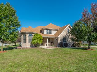 26300 W Old Kerry Grv, Channahon, IL 60410