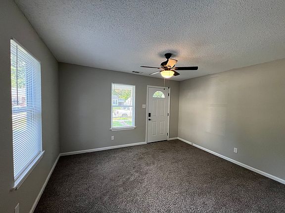 4th image of 4185 Truman Rd