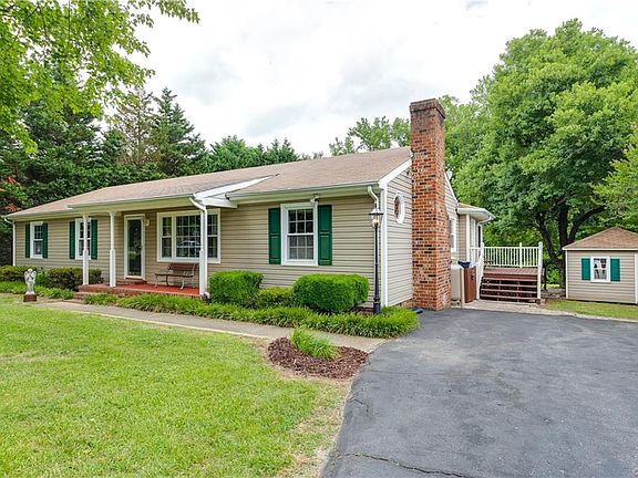 3rd image of 6406 Tammy Ln