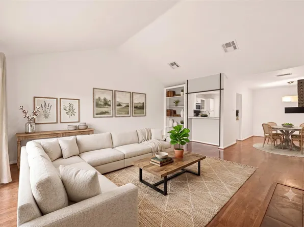 2829 Timmons Ln APT 144, Houston, TX 77027