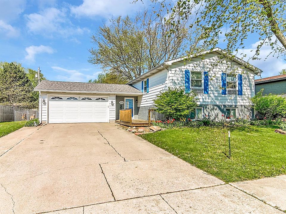 1st image of 3703 Bloomingdale Ave