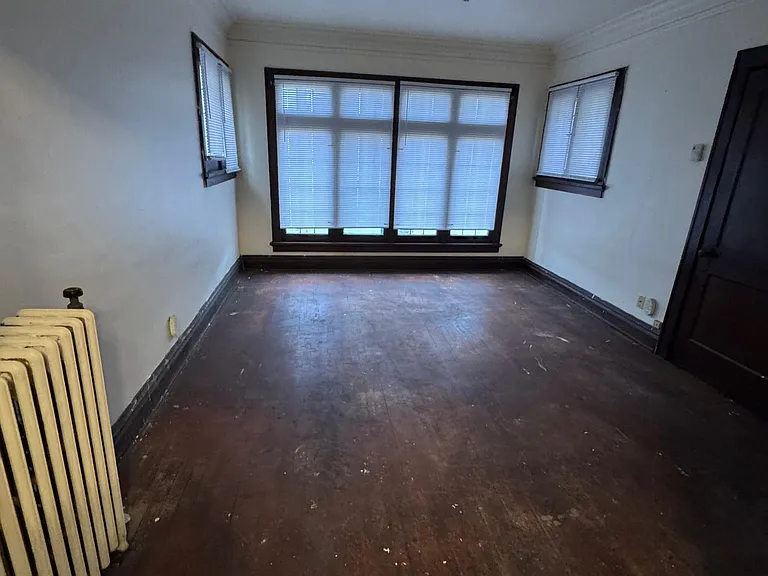 823 S 22nd St #2 — Photo 3