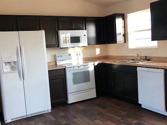 5th image of 516 Summer Pointe Dr