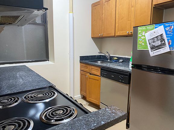 2nd image of 77 2nd Ave APT 3A