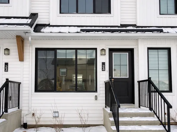 525 Secord Blvd NW, Edmonton, AB