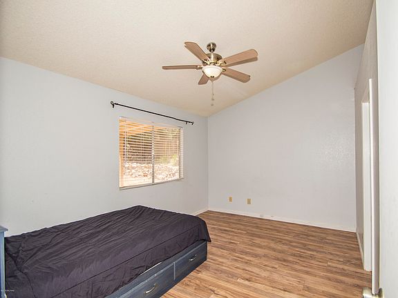 3rd image of 2801 W Calle Cuero De Vaca