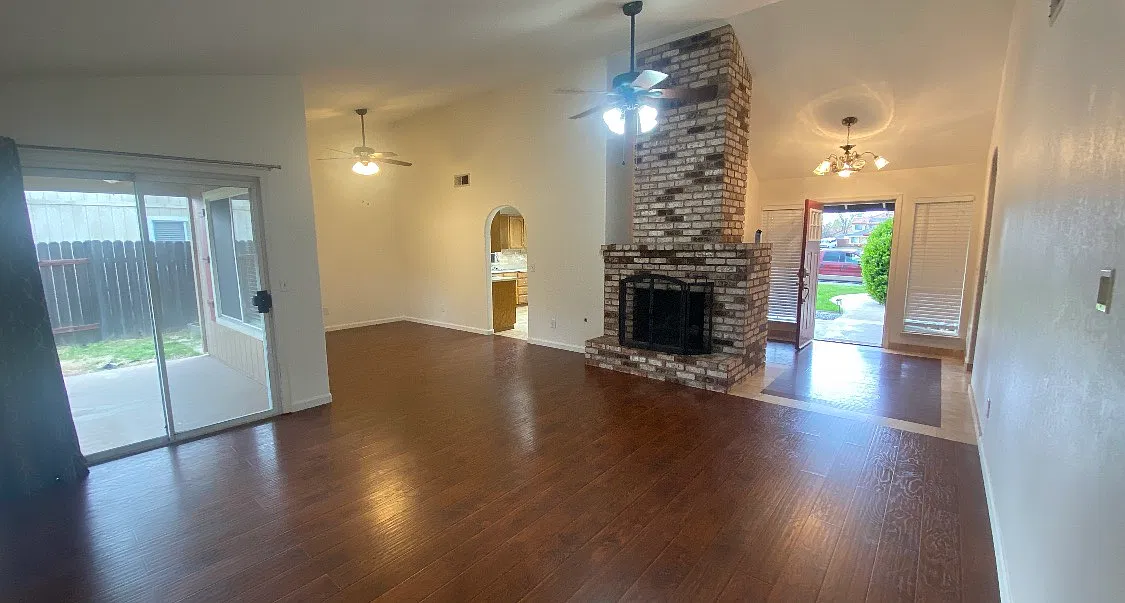 1580 Portofino drive — Photo 4