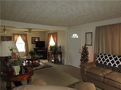 3rd image of 2701 S McClure St
