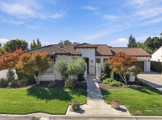 5515 W Sunnyview Avenue, Visalia, CA 93291