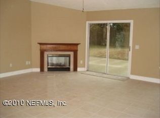 8938 Castle Rock Dr, Jacksonville, FL 32221