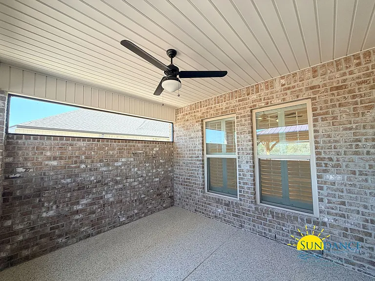 215 Hydrangea Blvd — Photo 10