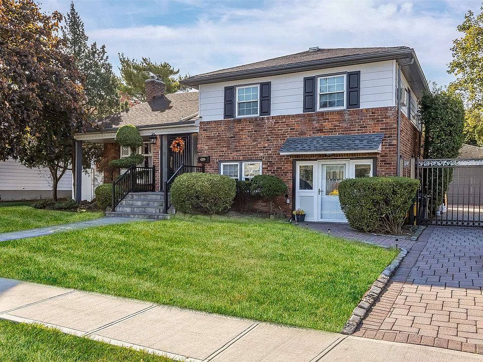 10 Meadow Wood Lane, Farmingdale, NY 11735 Zillow