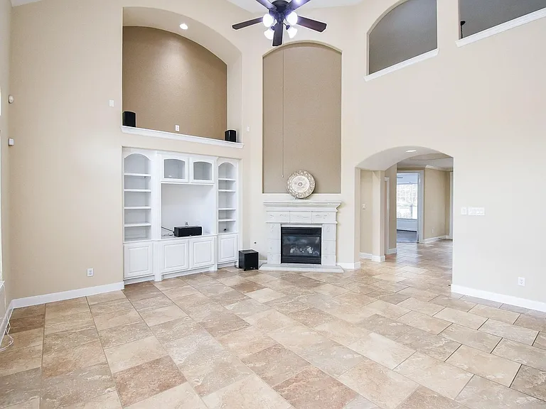 7606 Westmoreland Dr — Photo 6