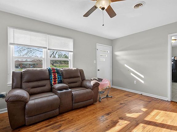 4th image of 53 Hawesville Rd