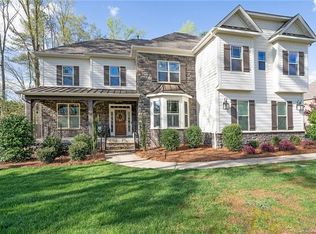 528 Hillandale Dr, Charlotte, NC 28270