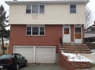 92 Hillside Rd, Watertown, MA 02472