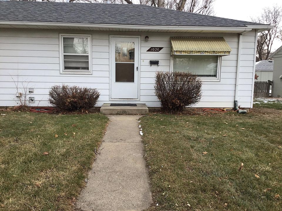 Entry to 1020 side of the Duplex