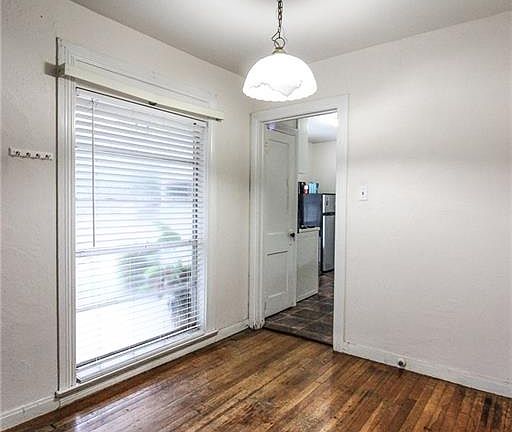 4th image of 137 E 13th Ave