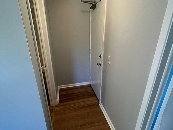 3rd image of 50-56 Hunters Ave #52-3