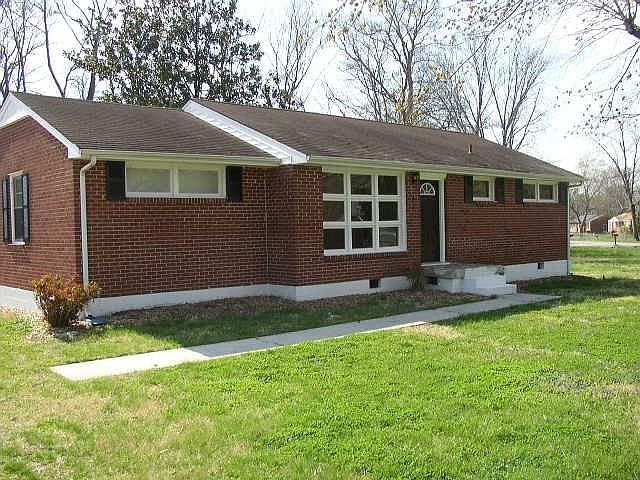 1st image of 802 Olympia Pl